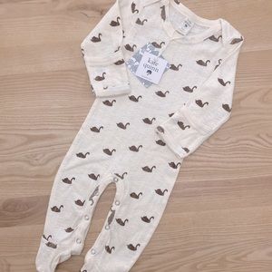 KQ swan pointelle footie